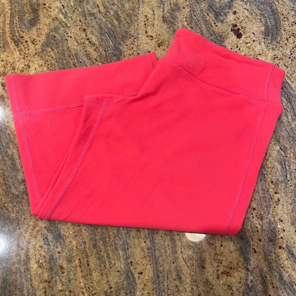 Women's Lululemon Pink Exercise Shorts (6)